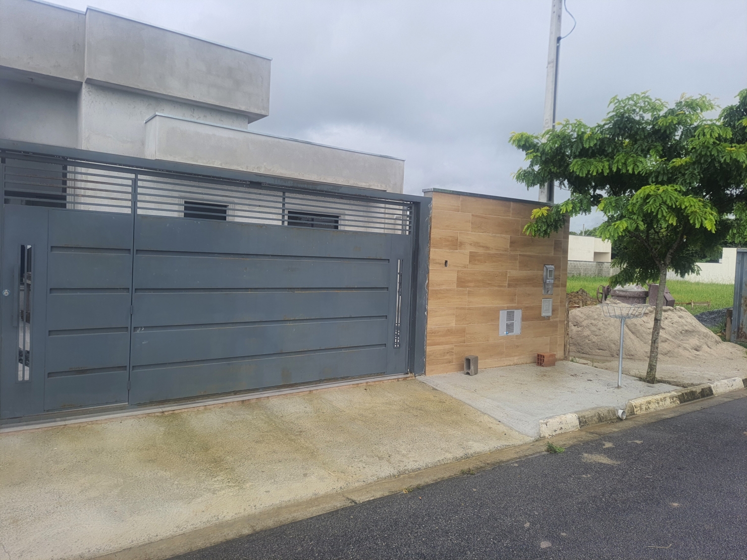 Casa à venda com 3 quartos, 100m² - Foto 17