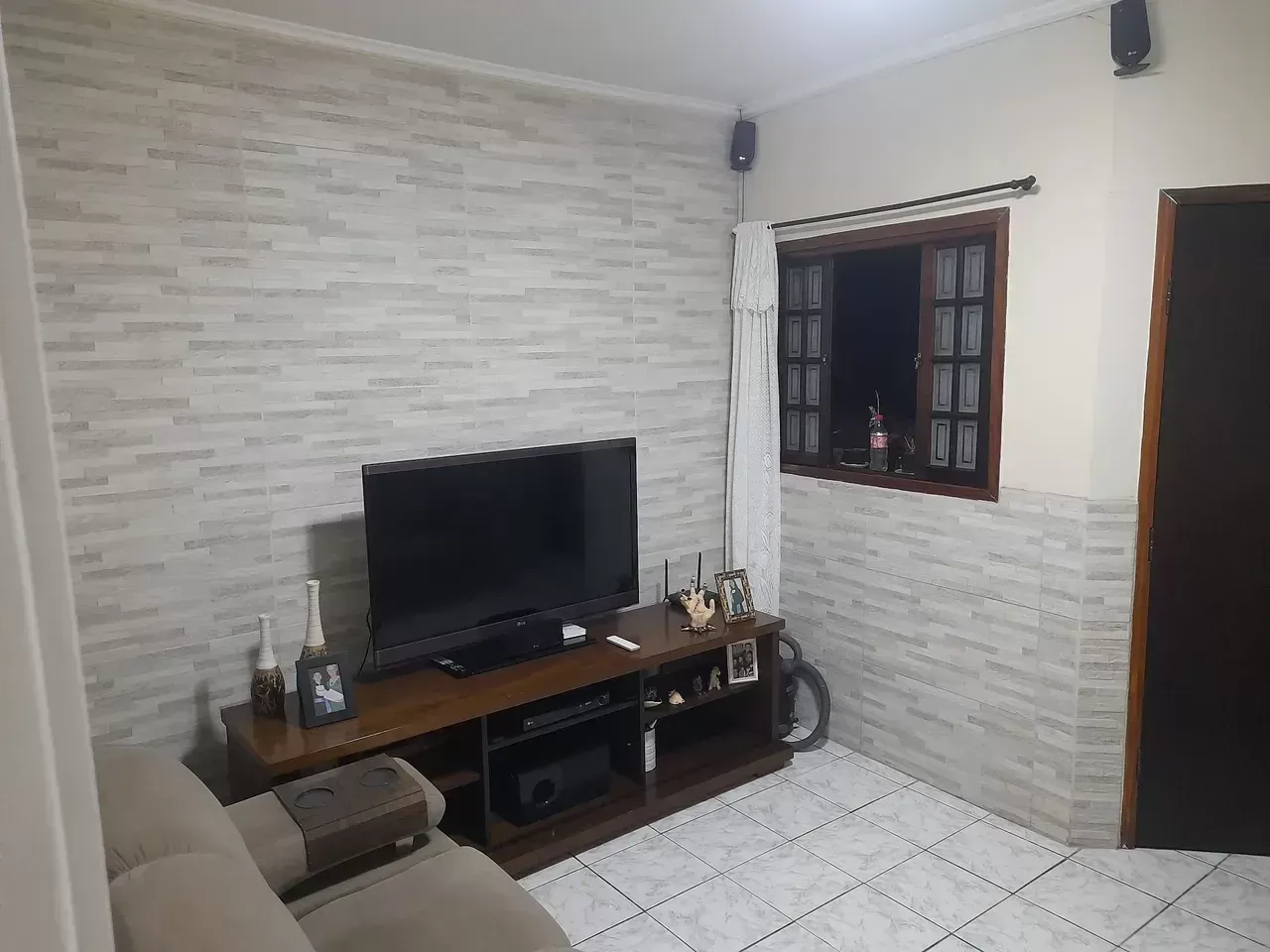 Casa, 2 quartos, 94 m² - Foto 1
