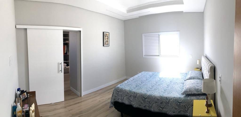 Casa, 3 quartos, 270 m² - Foto 18