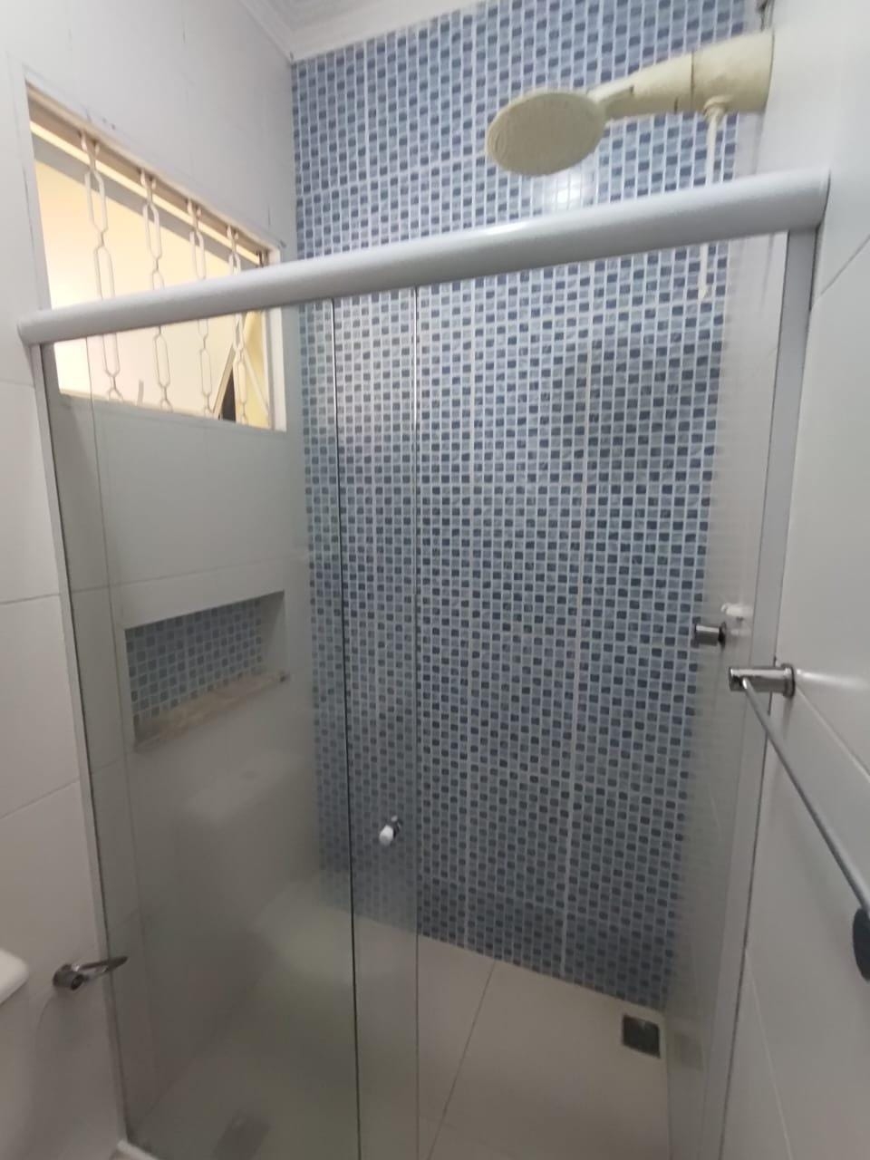 Casa à venda com 3 quartos, 85m² - Foto 1