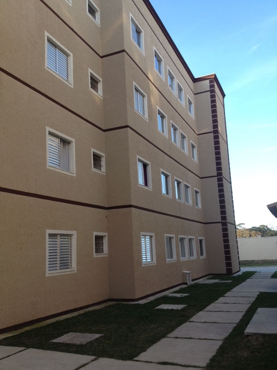 Apartamento à venda com 2 quartos, 44m² - Foto 2