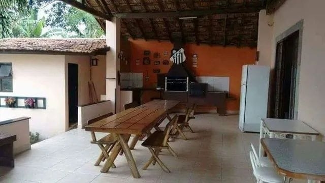 Chácara, 3 quartos, 1000 m² - Foto 1