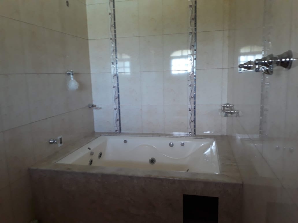 Chácara, 3 quartos, 3010 m² - Foto 10