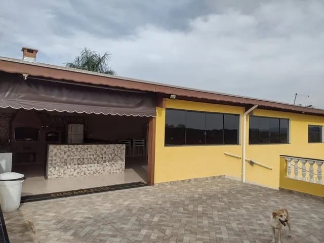 Chácara, 4 quartos, 1385 m² - Foto 2