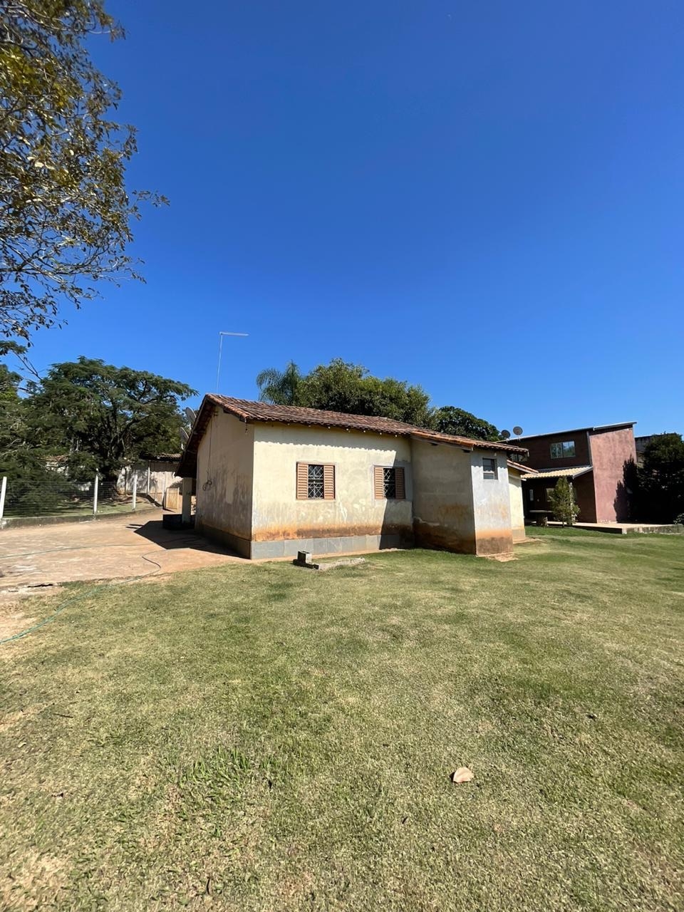 Chácara, 2 quartos, 2080 m² - Foto 3