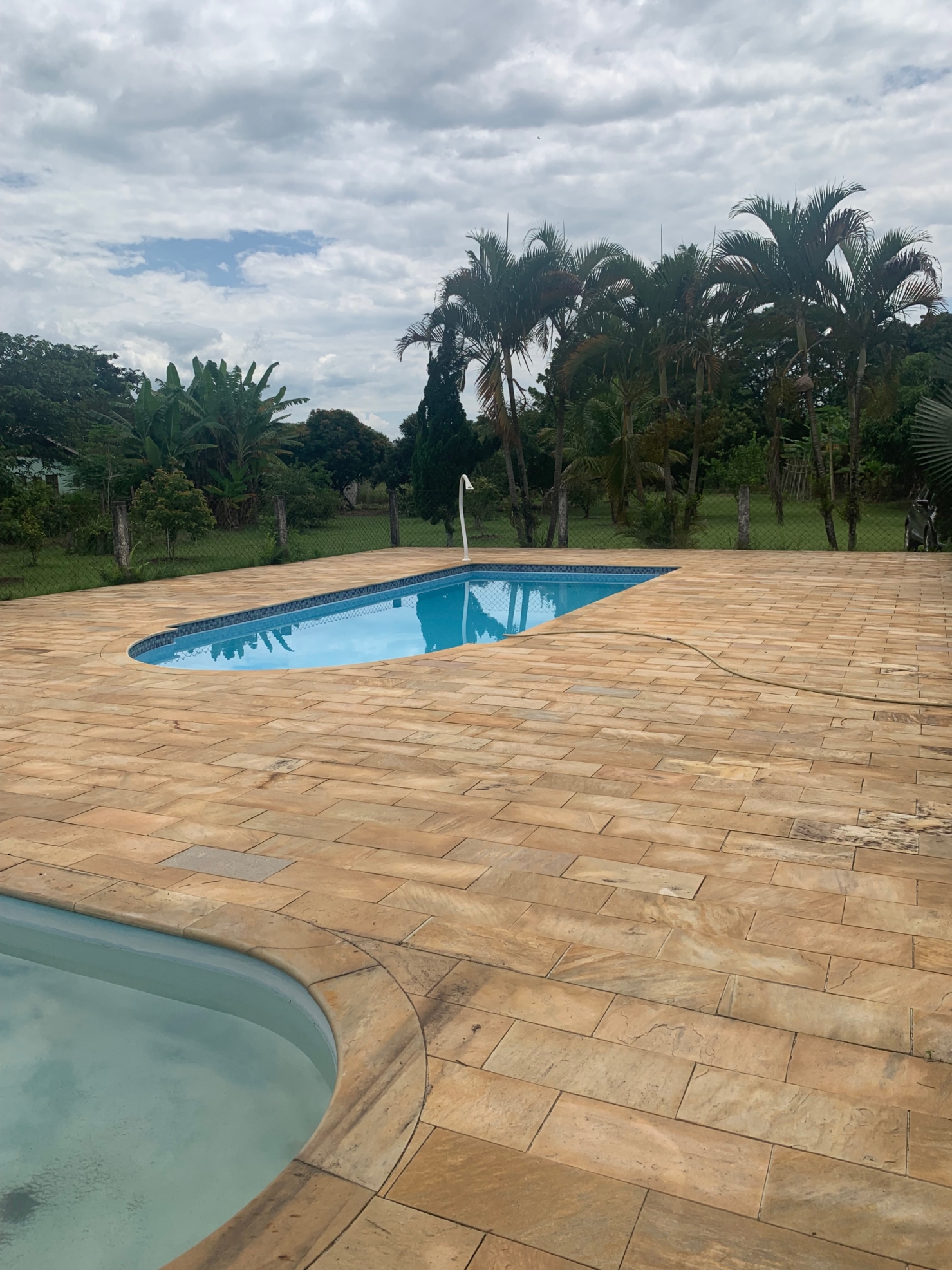 Chácara à venda com 2 quartos, 230m² - Foto 4