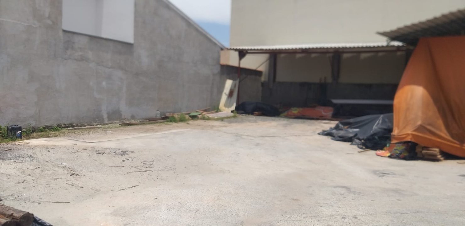 Depósito-Galpão, 195 m² - Foto 1