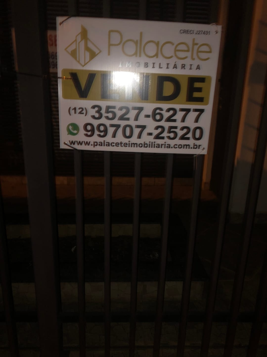 Casa à venda com 3 quartos, 140m² - Foto 2