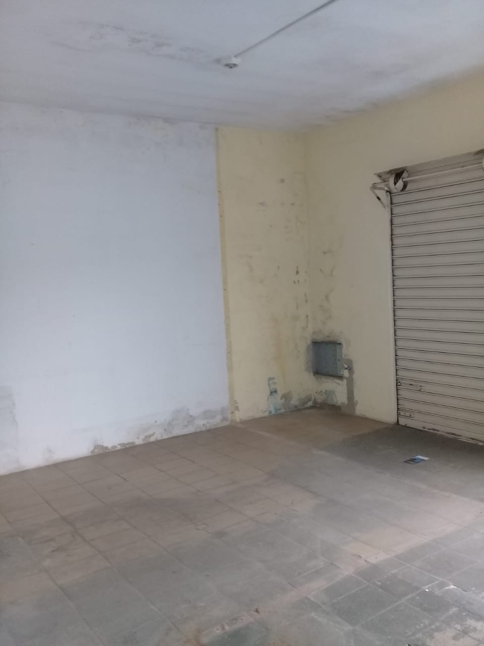 Depósito-Galpão, 240 m² - Foto 1