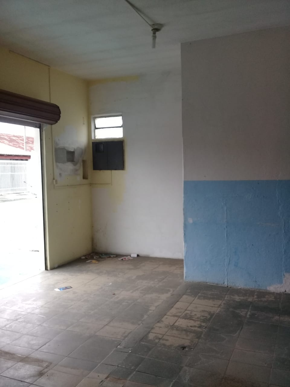 Depósito-Galpão, 240 m² - Foto 2