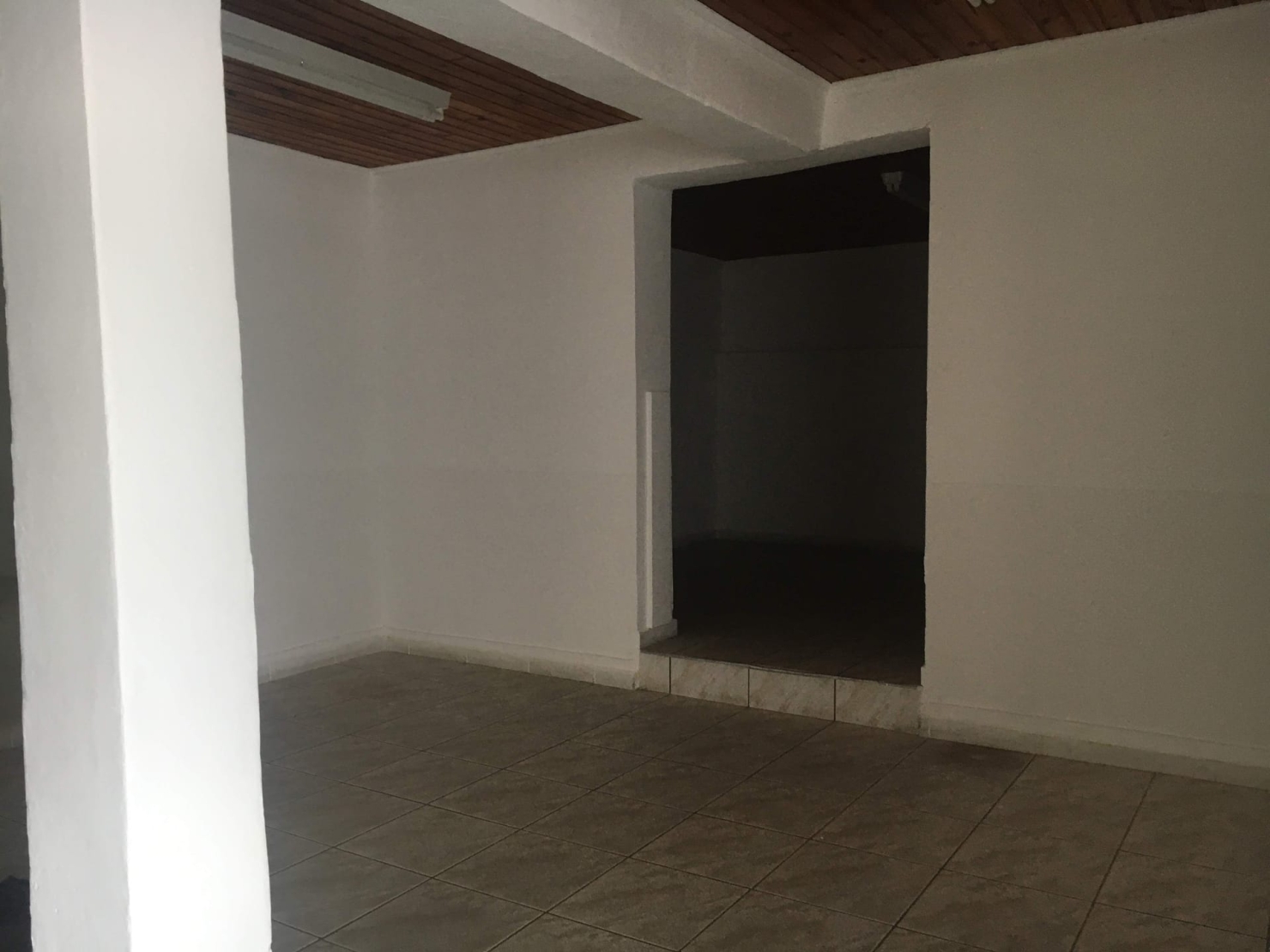 Prédio Inteiro - Foto 1