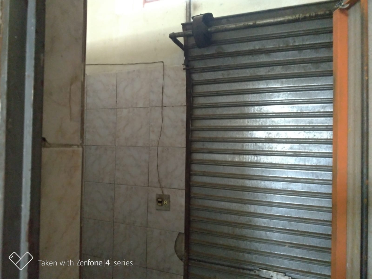 Loja-Salão, 200 m² - Foto 12