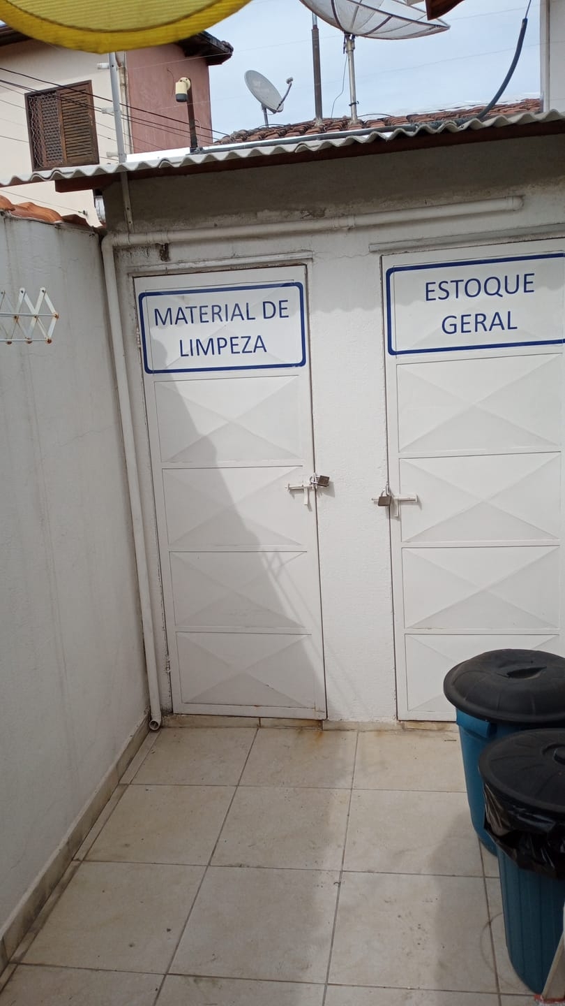 Casa à venda com 4 quartos, 117m² - Foto 4