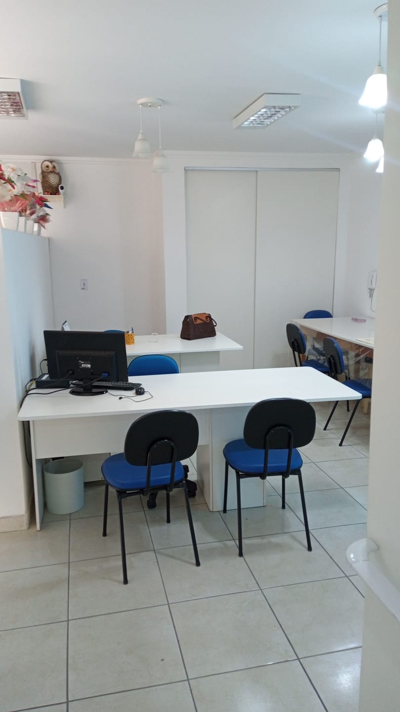 Casa à venda com 4 quartos, 117m² - Foto 6
