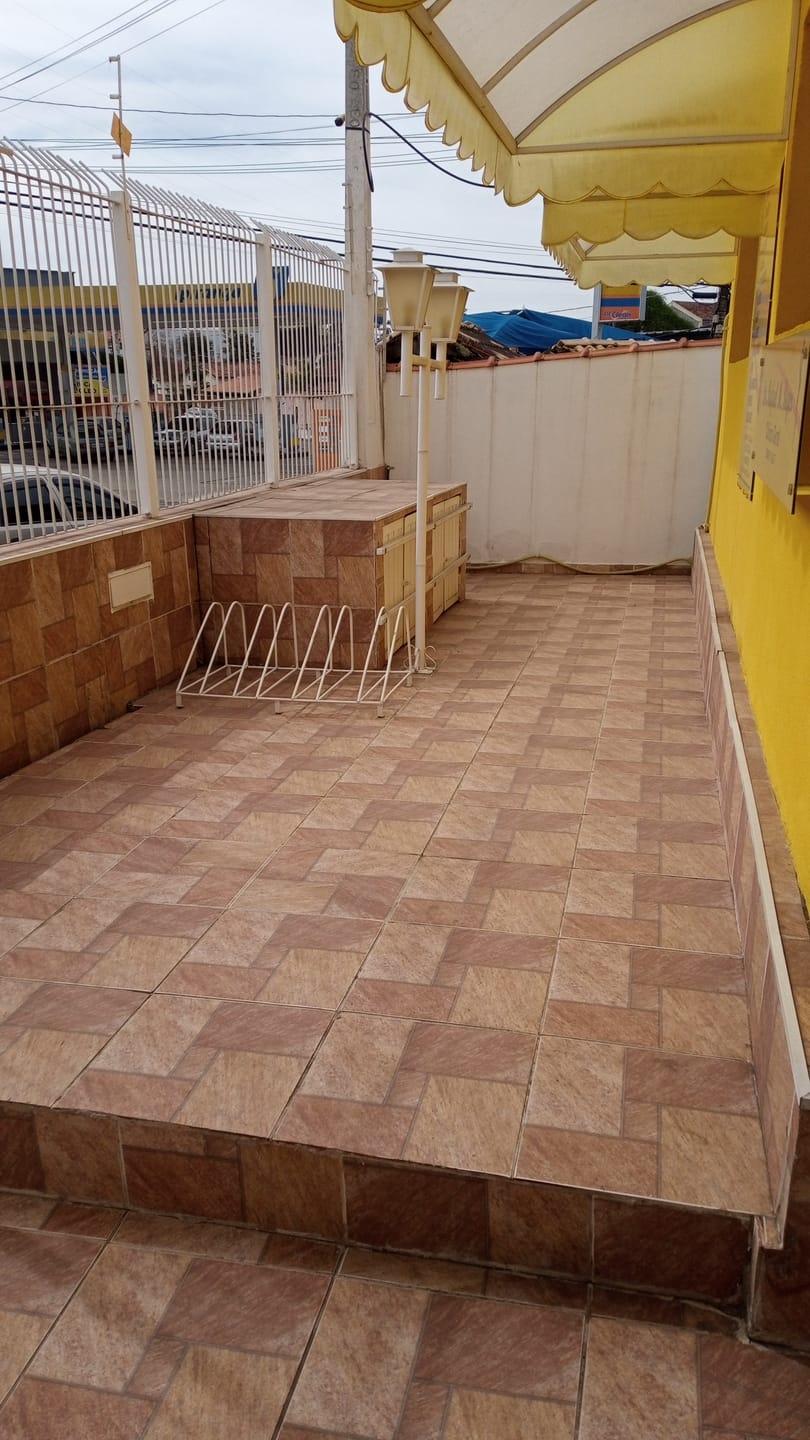 Casa à venda com 4 quartos, 117m² - Foto 11