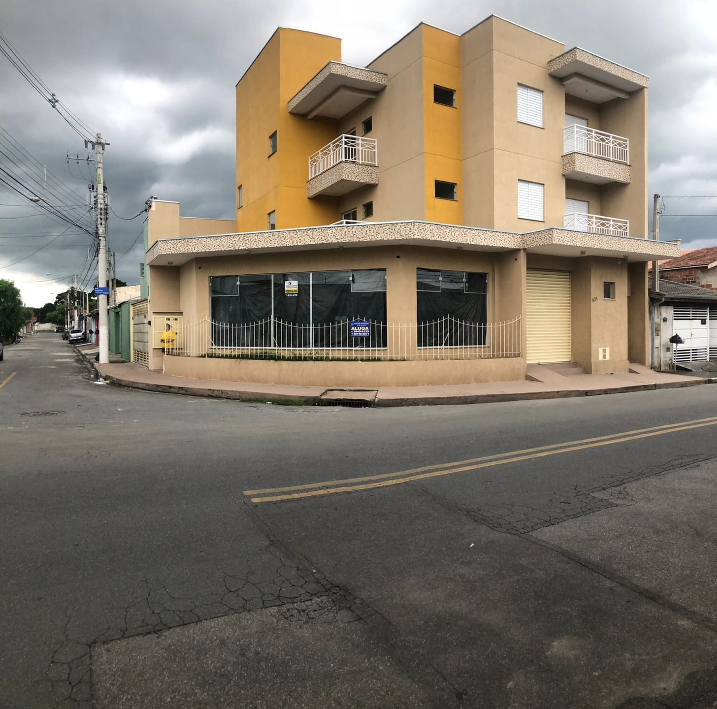 Loja-Salão, 128 m² - Foto 1
