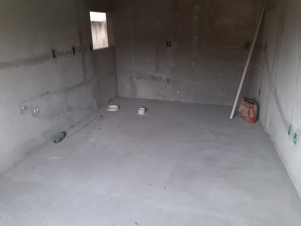 Prédio Inteiro - Foto 1