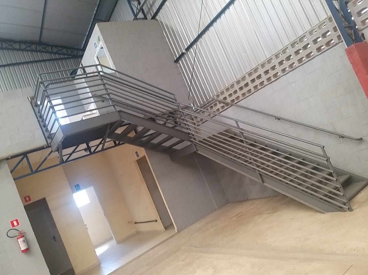 Depósito-Galpão, 2200 m² - Foto 10