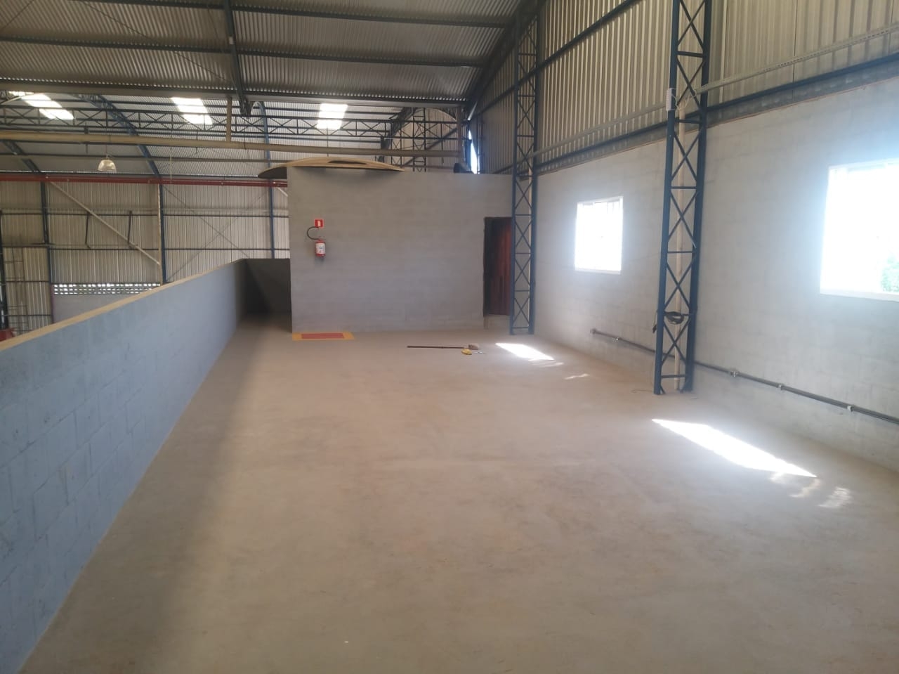 Depósito-Galpão, 2200 m² - Foto 14