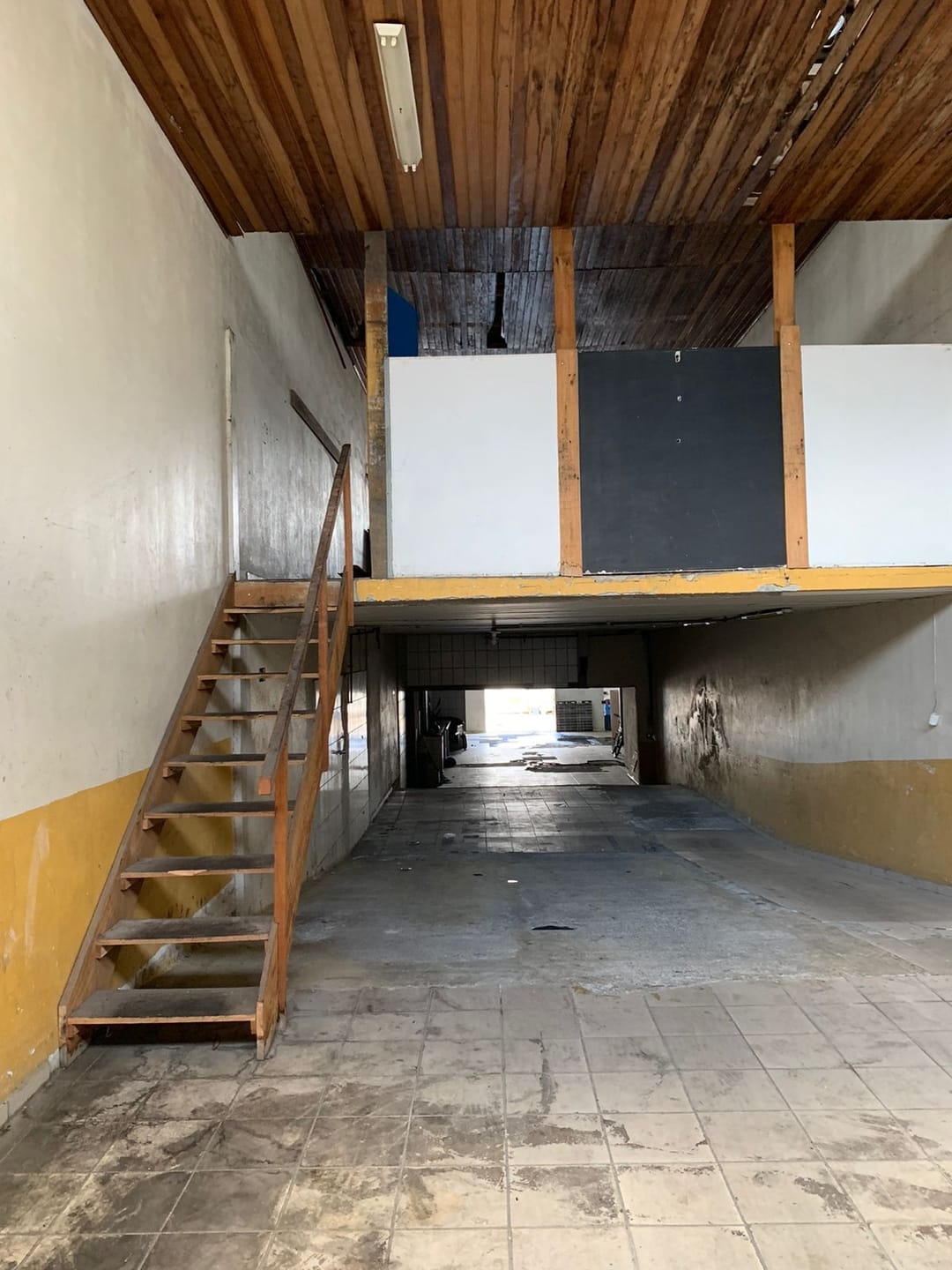 Depósito-Galpão-Armazém à venda e aluguel, 734m² - Foto 7