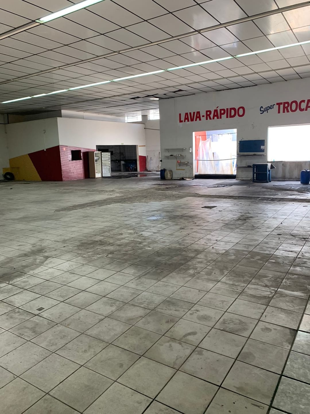 Depósito-Galpão-Armazém à venda e aluguel, 734m² - Foto 9