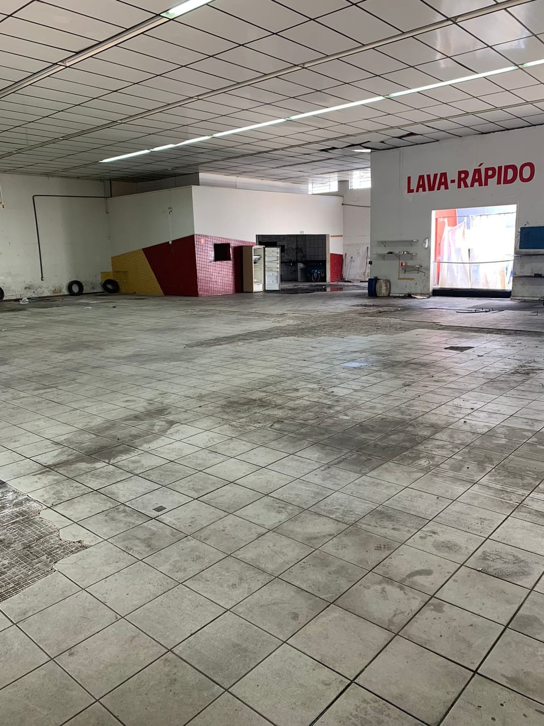 Depósito-Galpão-Armazém à venda e aluguel, 734m² - Foto 11