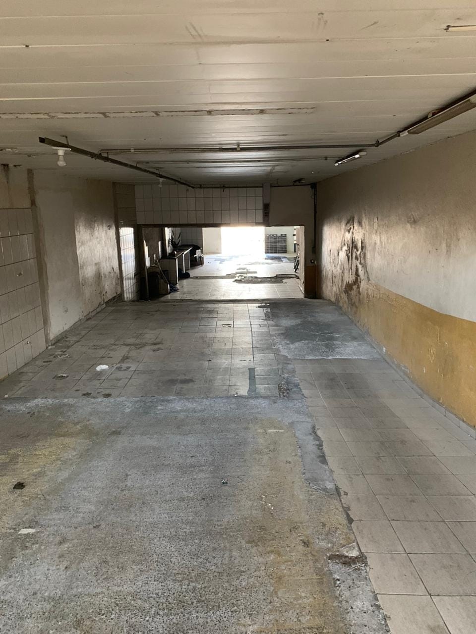 Depósito-Galpão-Armazém à venda e aluguel, 734m² - Foto 14
