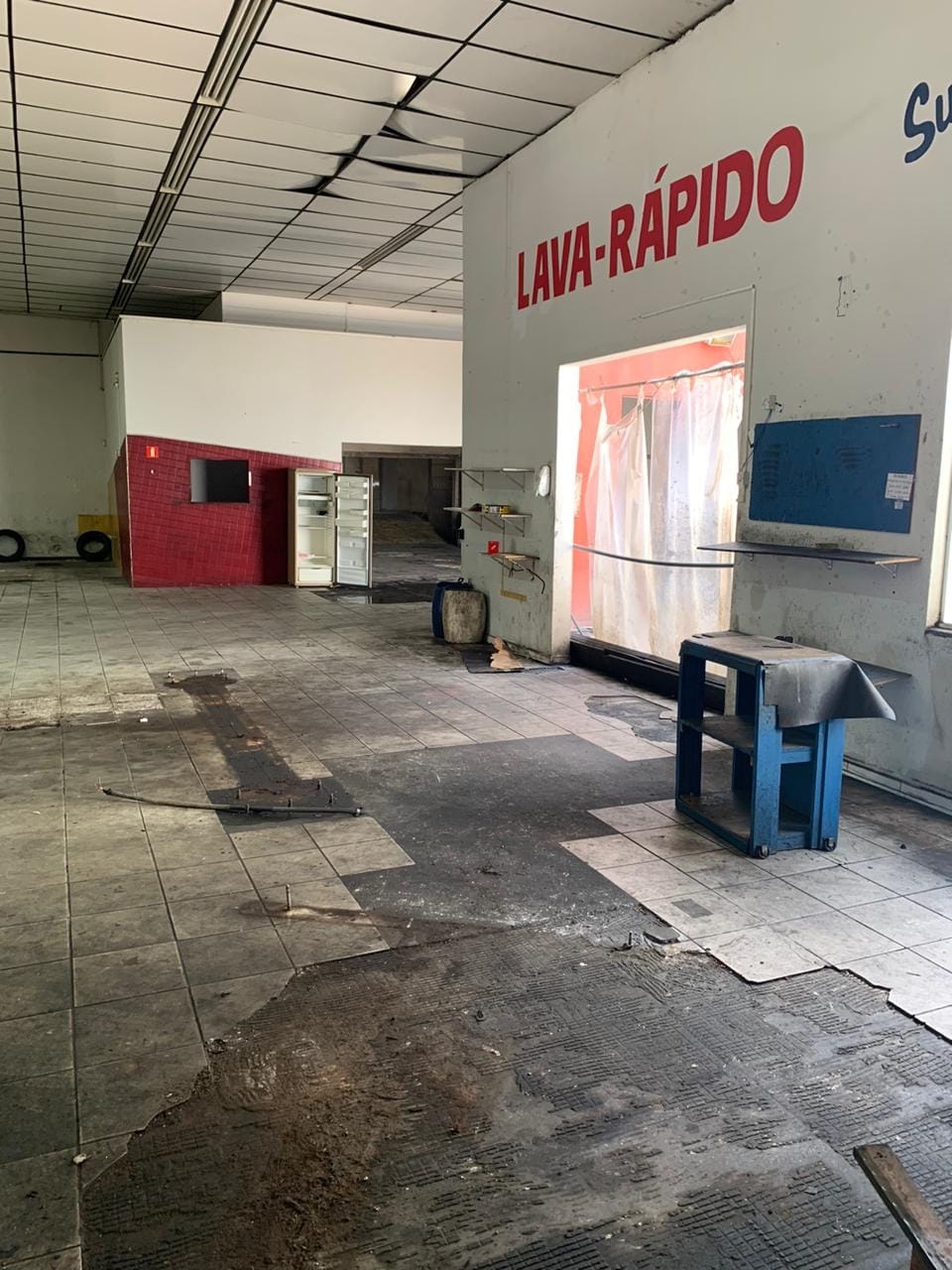 Depósito-Galpão-Armazém à venda e aluguel, 734m² - Foto 17