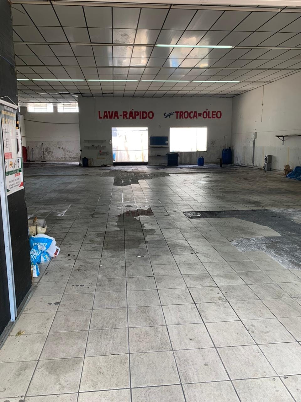 Depósito-Galpão-Armazém à venda e aluguel, 734m² - Foto 40
