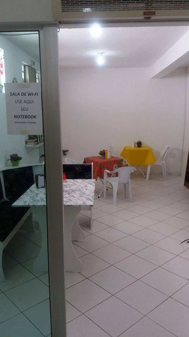 Casa, 6 quartos, 230 m² - Foto 4