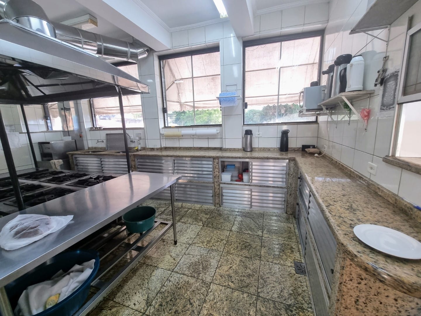 Prédio Inteiro para alugar, 250m² - Foto 24