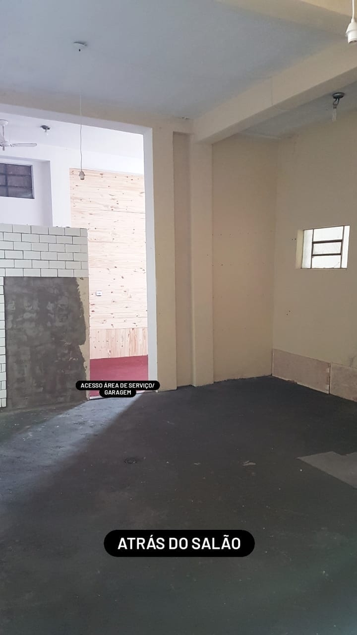 Casa à venda com 3 quartos, 376m² - Foto 4