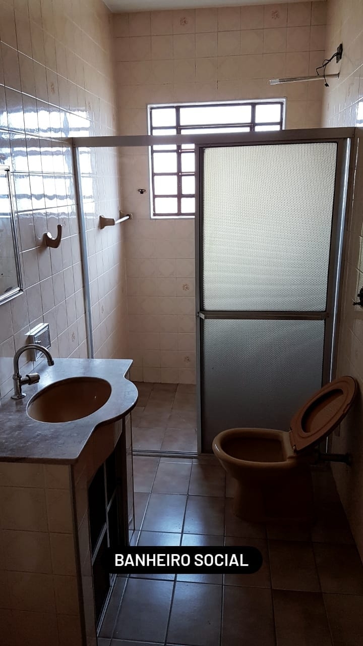 Casa à venda com 3 quartos, 376m² - Foto 12