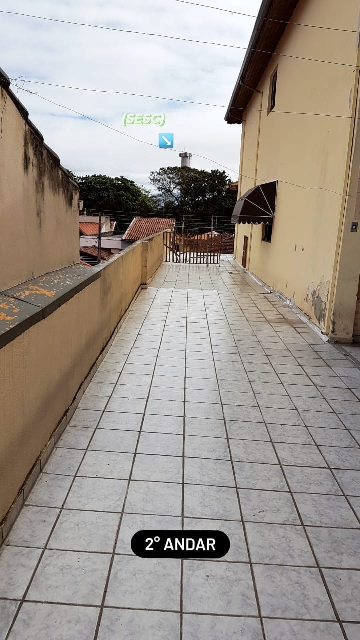Casa à venda com 3 quartos, 376m² - Foto 13