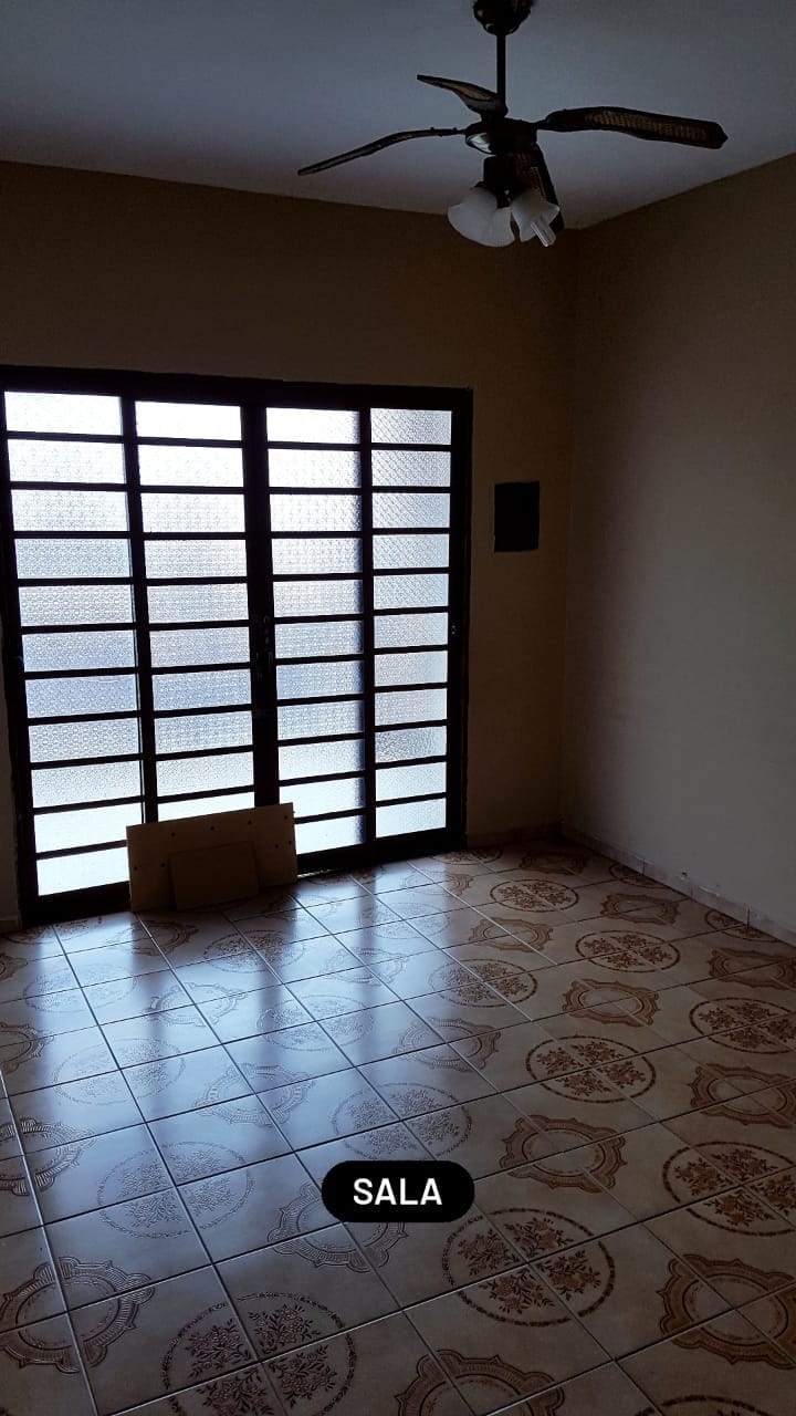 Casa à venda com 3 quartos, 376m² - Foto 14
