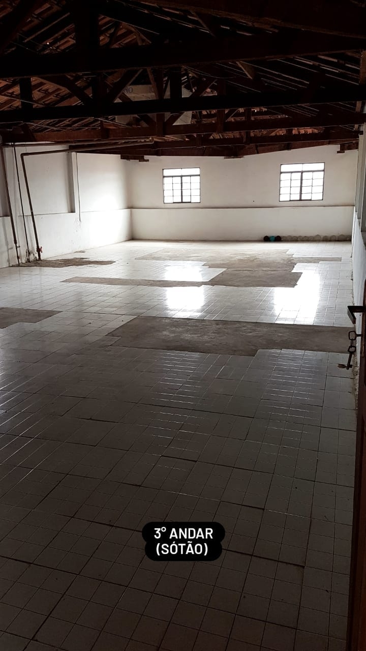 Casa à venda com 3 quartos, 376m² - Foto 19