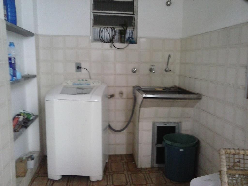 Casa, 6 quartos, 237 m² - Foto 2