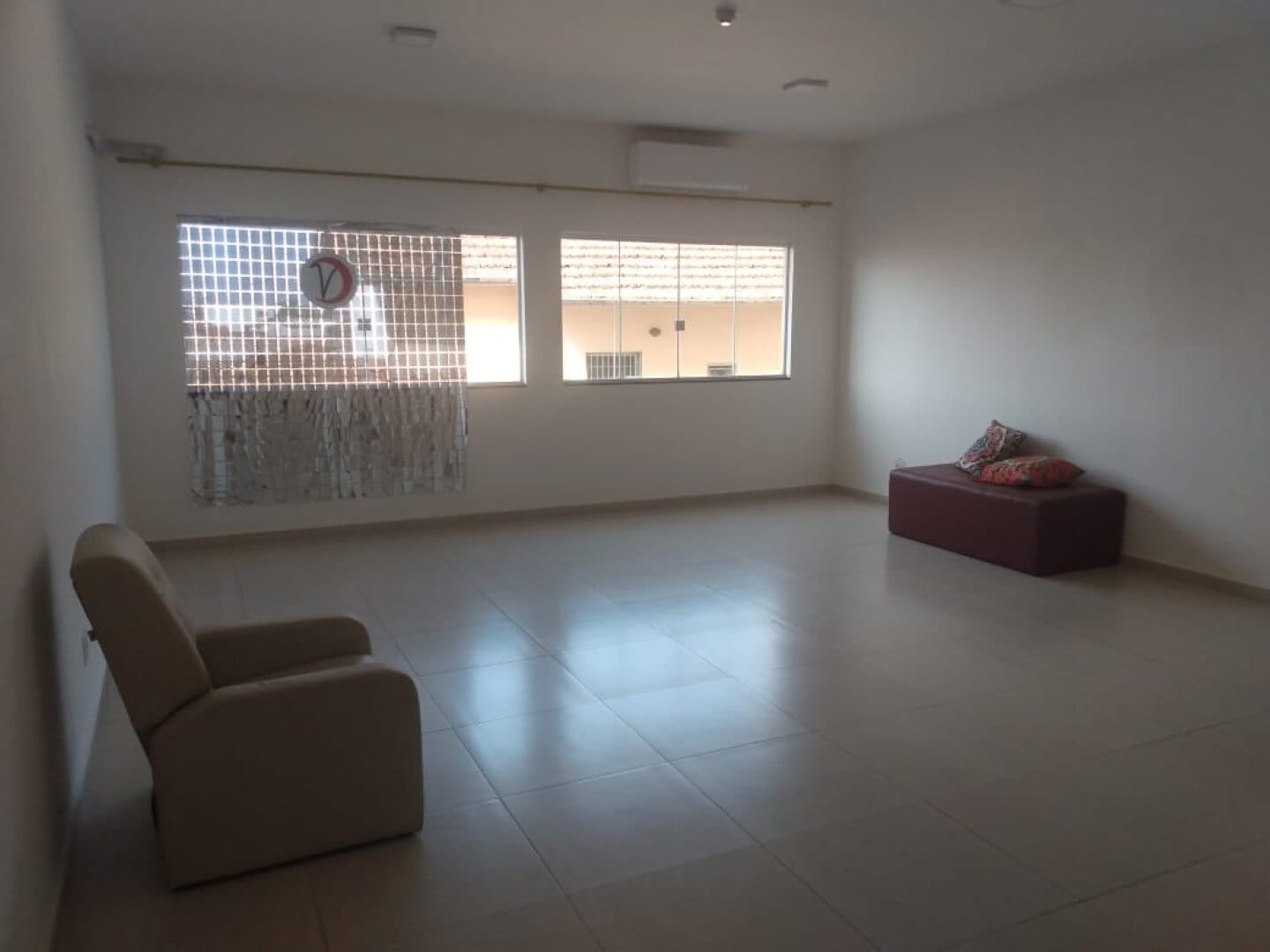 Sala-Conjunto, 44 m² - Foto 1
