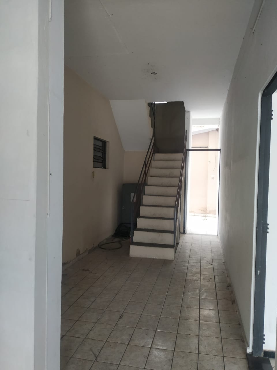 Prédio Inteiro para alugar, 1200m² - Foto 11