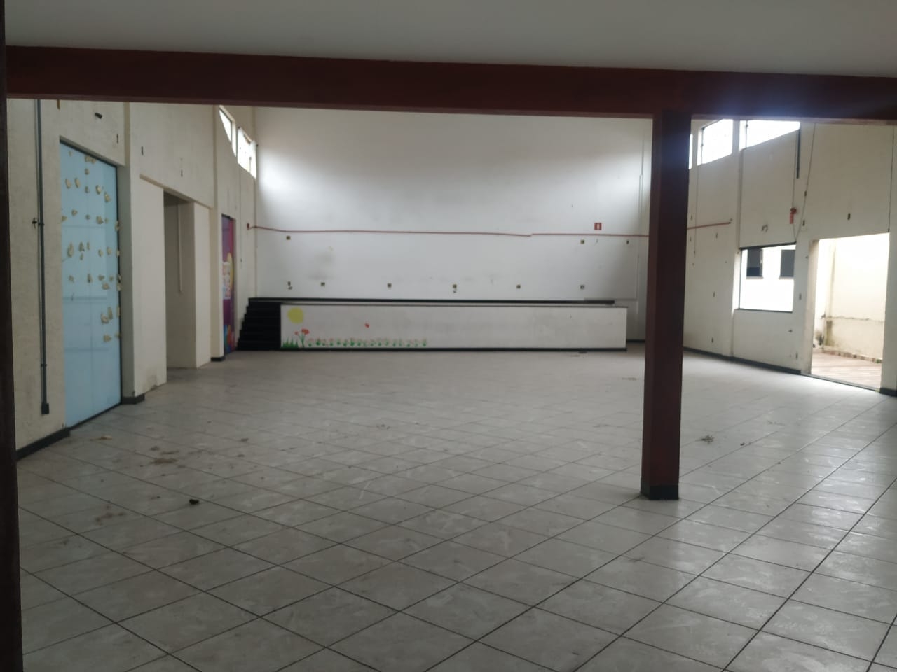 Prédio Inteiro para alugar, 1200m² - Foto 15