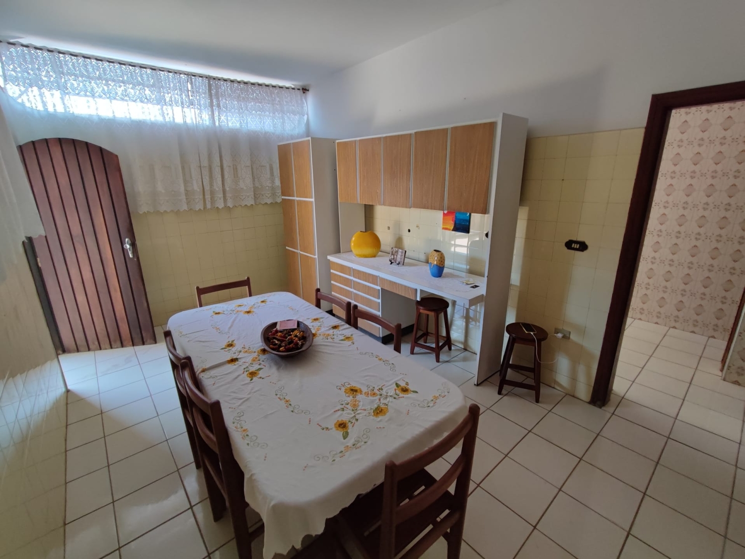 Casa à venda e aluguel com 4 quartos, 400m² - Foto 6