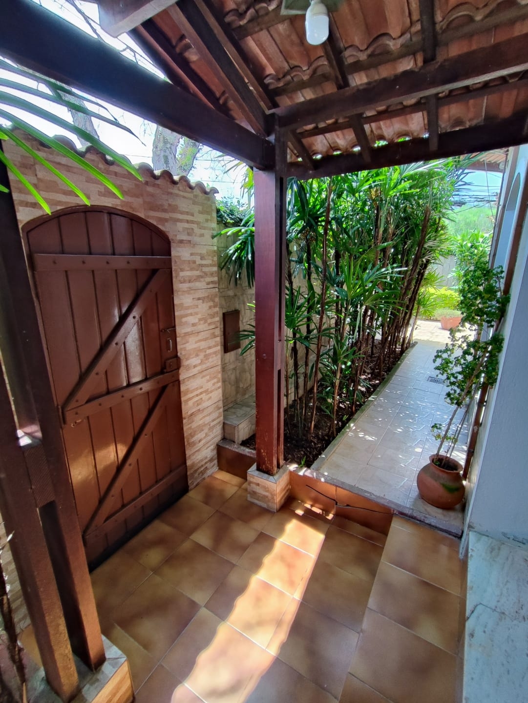Casa à venda e aluguel com 4 quartos, 400m² - Foto 33
