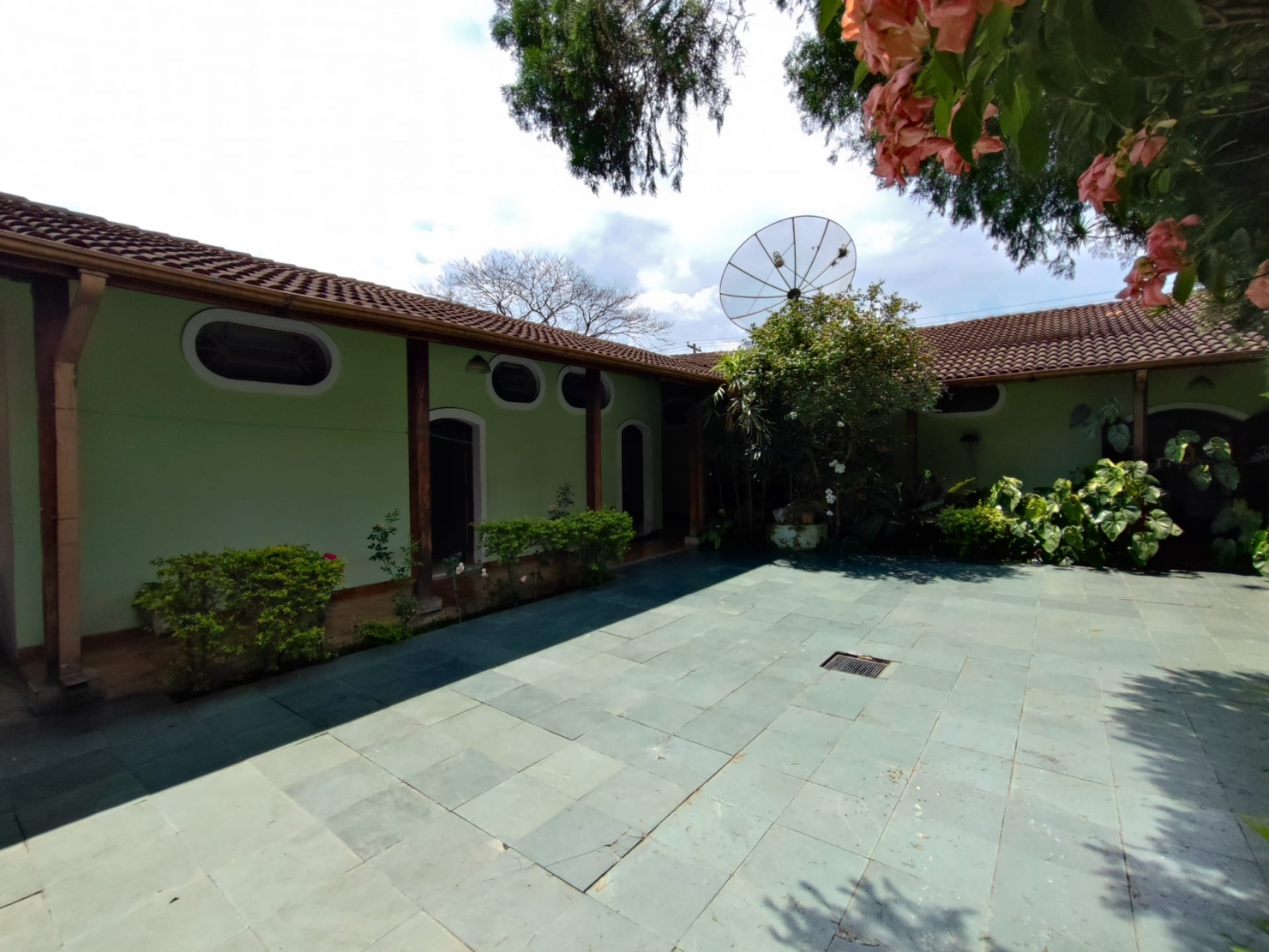 Casa à venda e aluguel com 4 quartos, 400m² - Foto 34