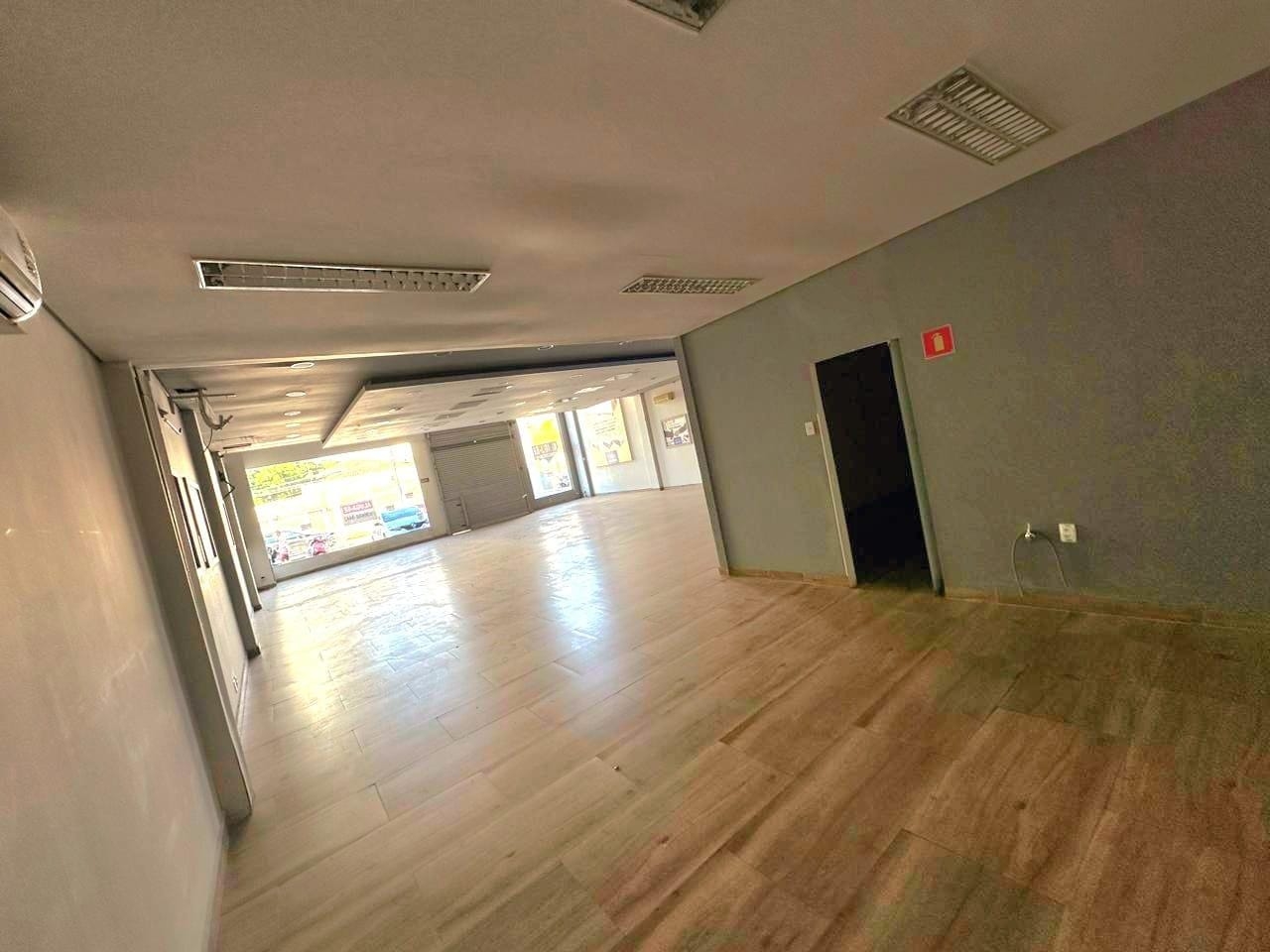 Loja-Salão para alugar, 300m² - Foto 3