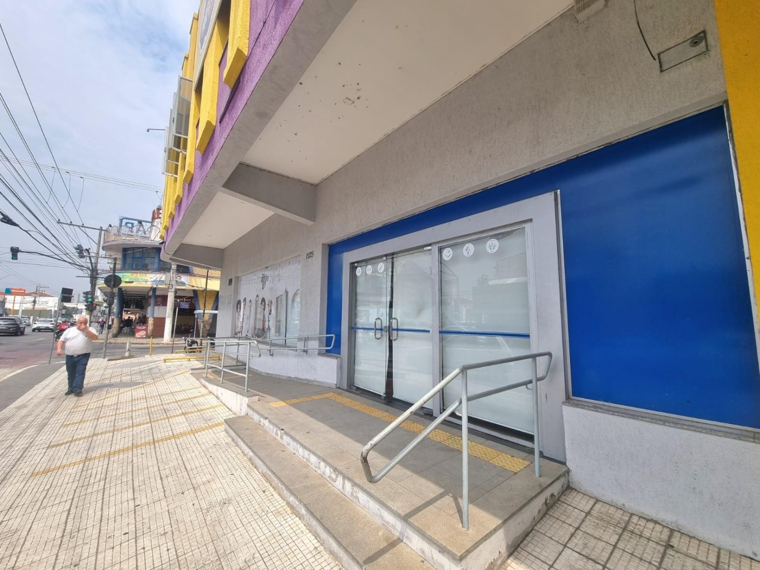 Loja-Salão, 360 m² - Foto 1