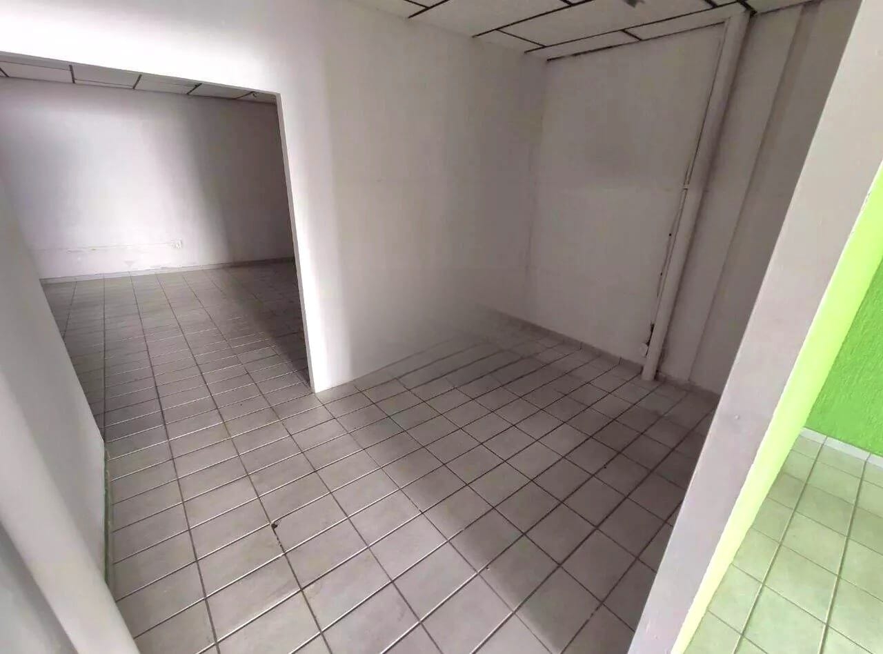 Loja-Salão para alugar, 110m² - Foto 1