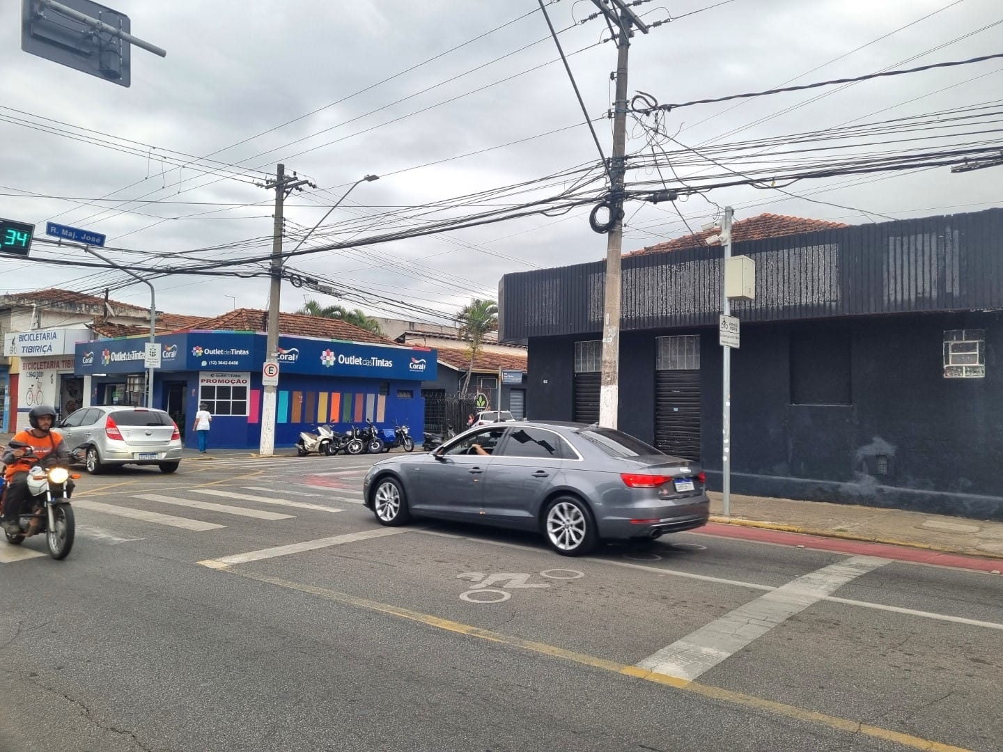 Loja-Salão, 145 m² - Foto 1