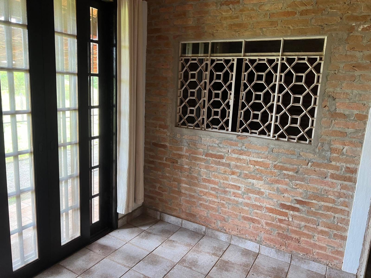 Chácara à venda com 4 quartos, 300m² - Foto 27