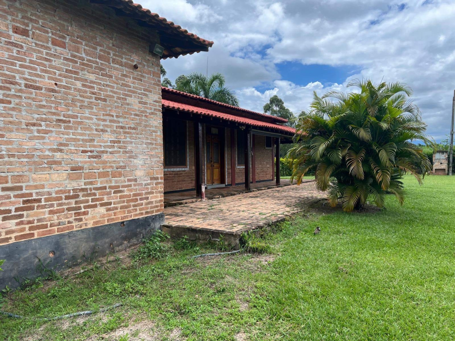 Chácara à venda com 4 quartos, 300m² - Foto 19