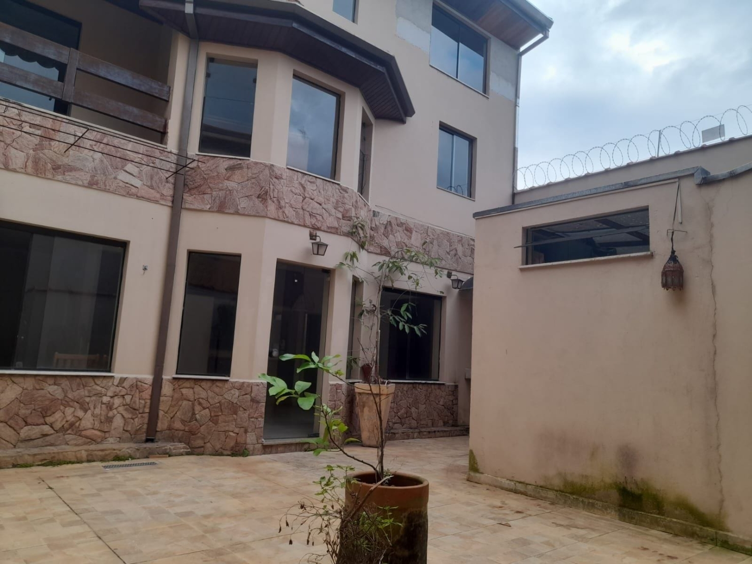 Sobrado à venda com 5 quartos, 423m² - Foto 36